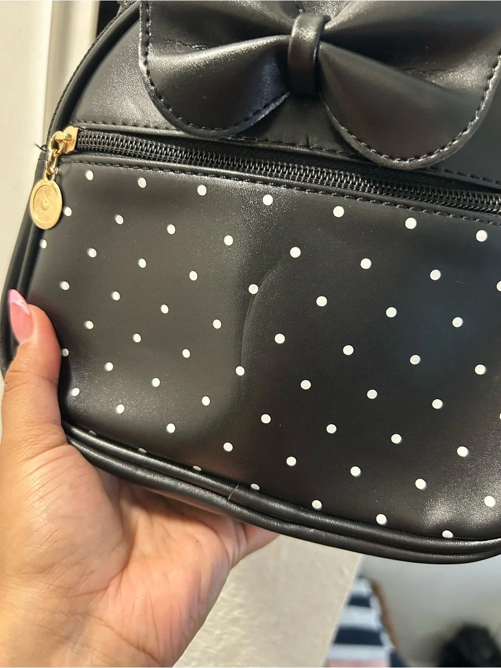 N/A cute black